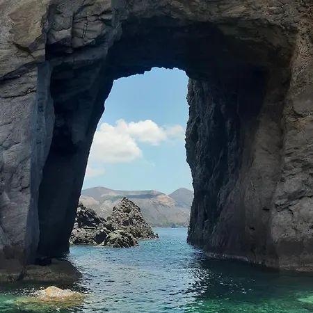 Margherita Sul Mare - 250 M From The * San Giorgio (Messina)